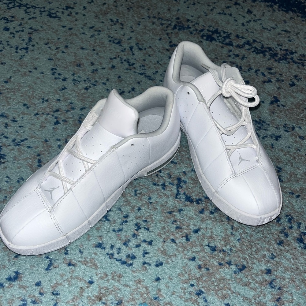 JORDAN TE 2 LOW BP. NIKE JUMPMAN. Shoes/sneakers.